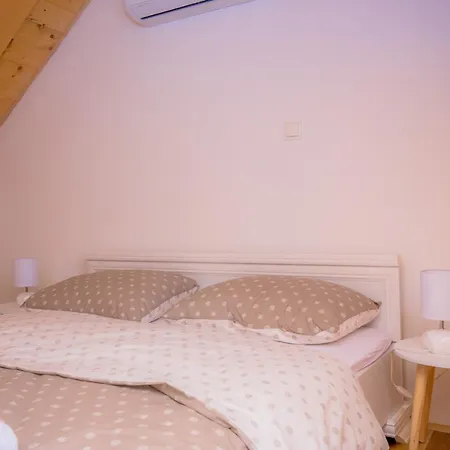 Pensjonat Galjin Dvor Krusevo (Sibenik-Knin)